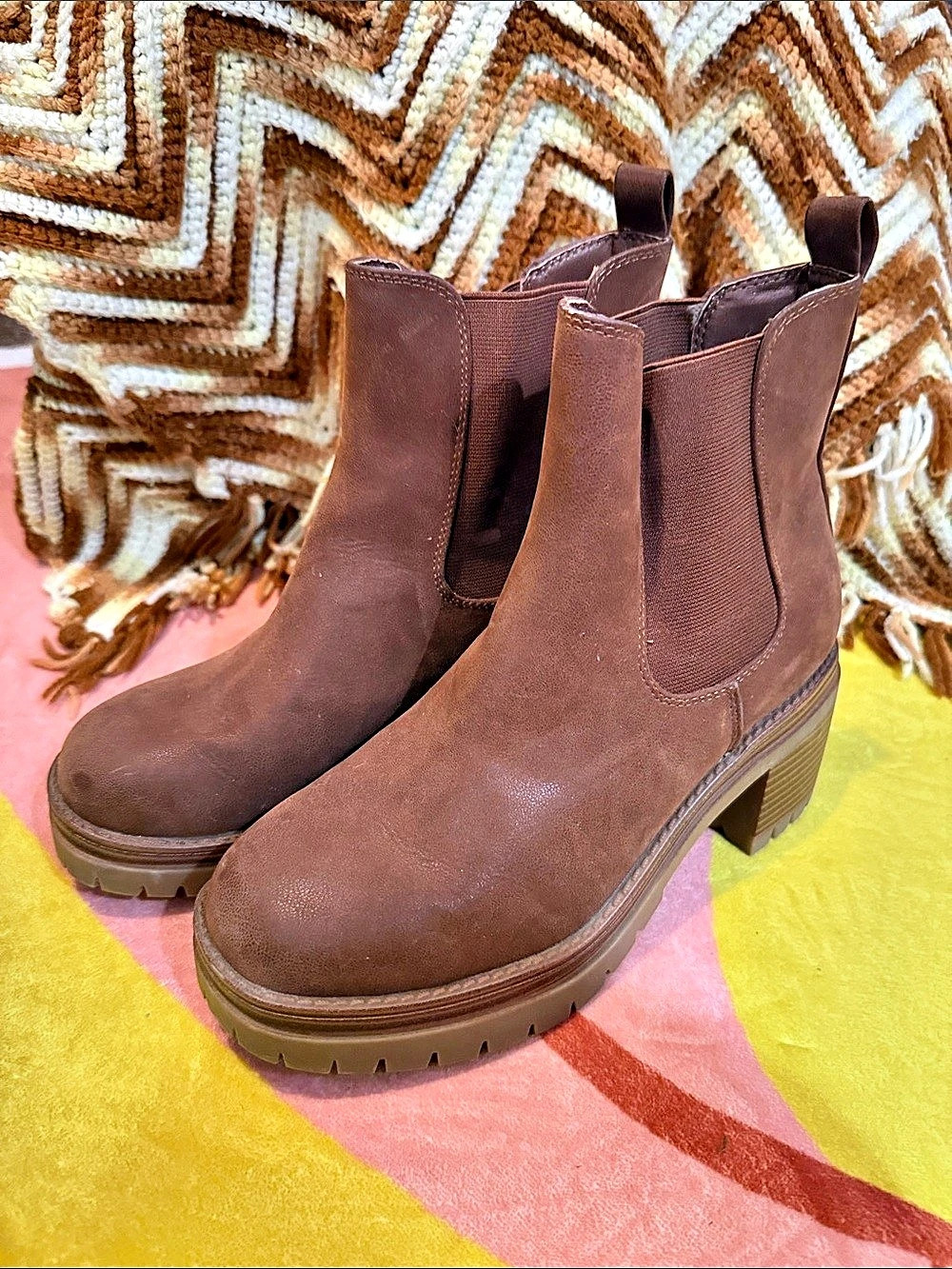 Altard state Chelsea Ankle Boots Brown US 8.5 Like New